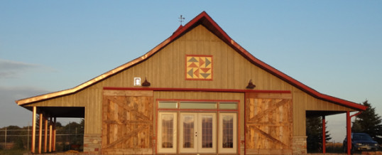 Today’s Pole Barn Carriage Houses for Cars and Living