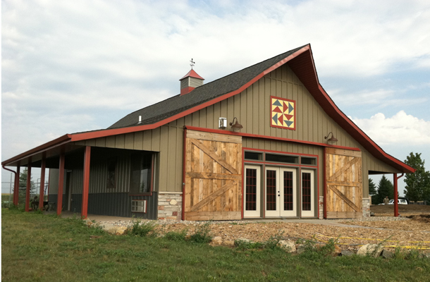 a simple but sassy small cattle barn for your little
