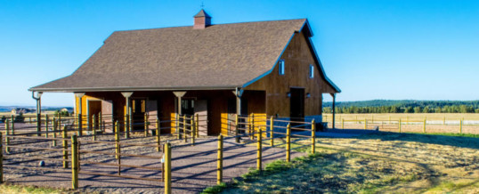 Workable Farm Buildings Designed to Accent Colorado’s Open Range