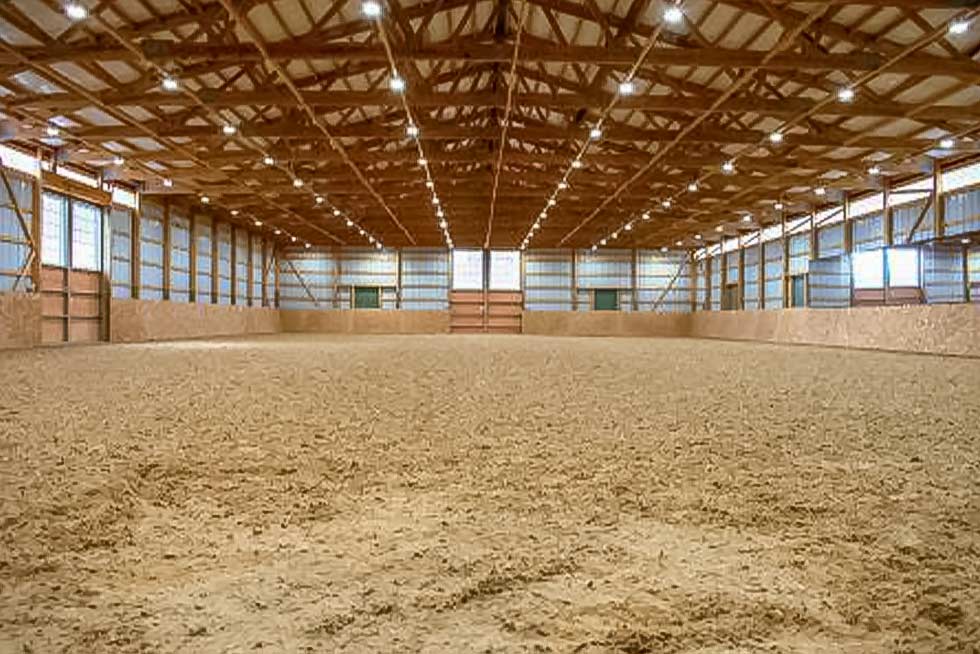 Custom Finish Options for Riding Arenas Dustless Footing